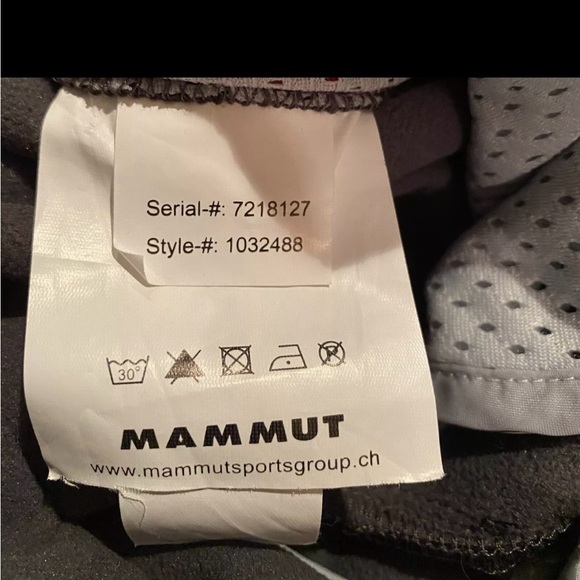 MAMMUT BLACK SOFT SHELL SOFtech SKI SNOWBOARD PANTS WOMENS SIZE 36 SMALL - Picture 11 of 11